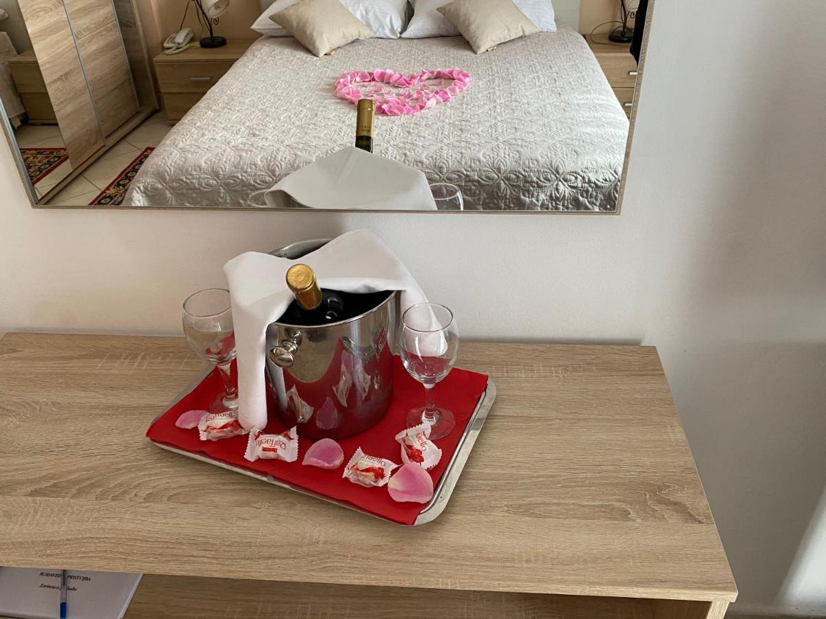 Hotel Aurora 3*