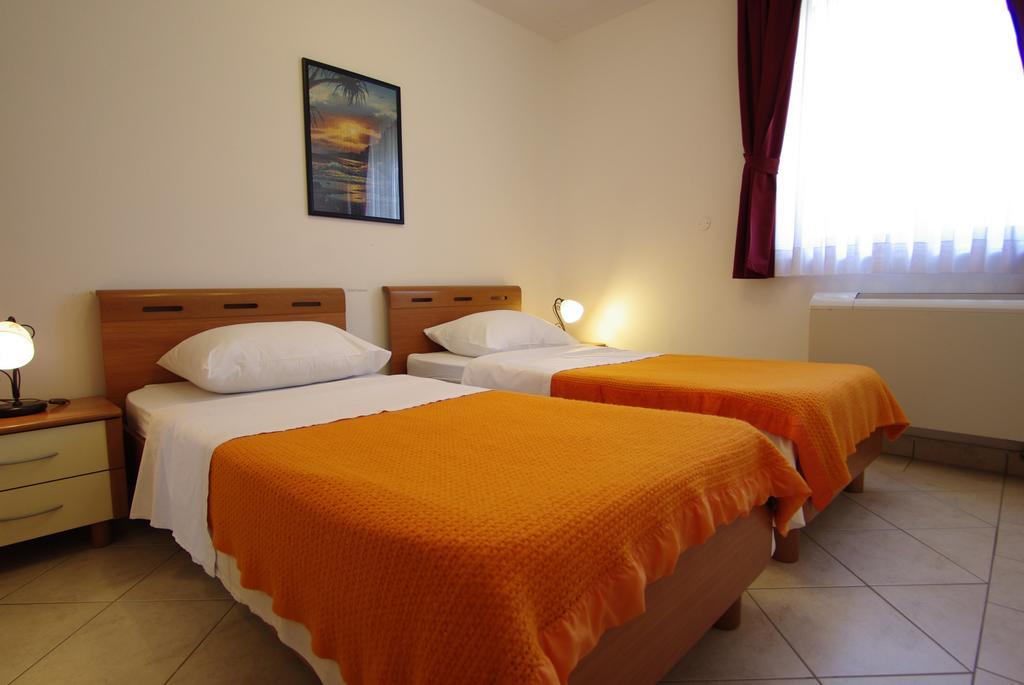 Aurora 3* Pula
